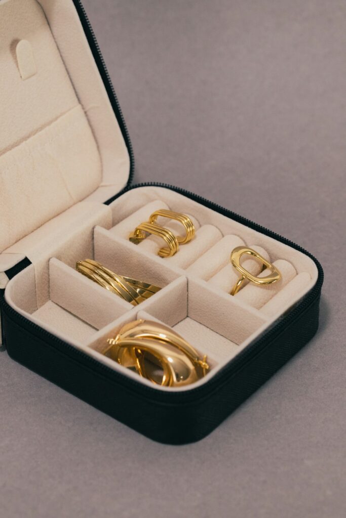 How to Choose a Jewellery Safe for Your Home